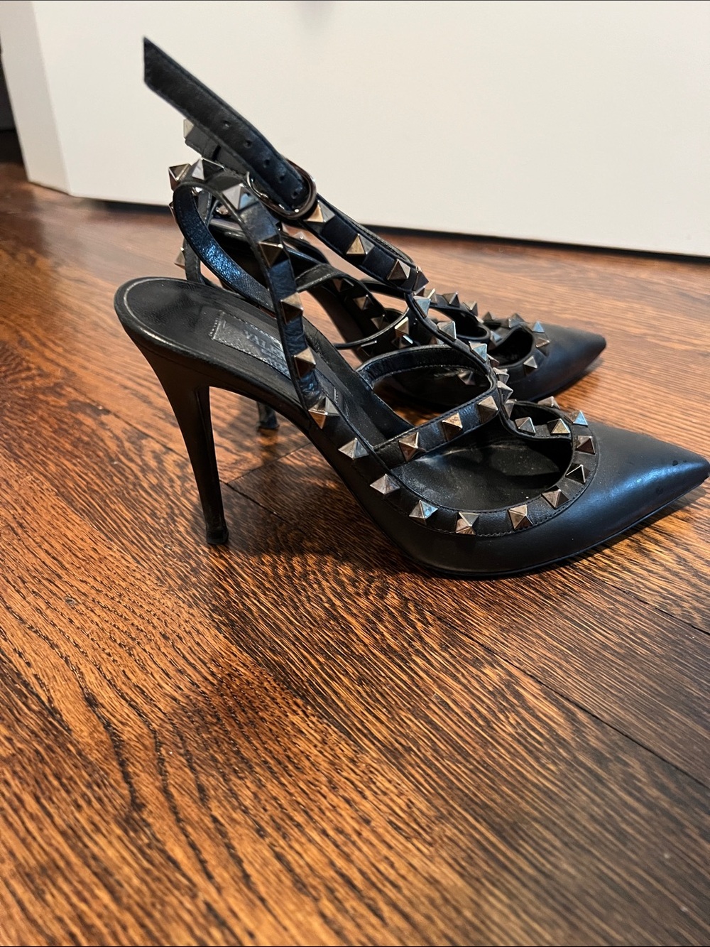 Valentino Garavani Black Rock Stud Slingback Heels- w/ Dust Bag and Shoe box